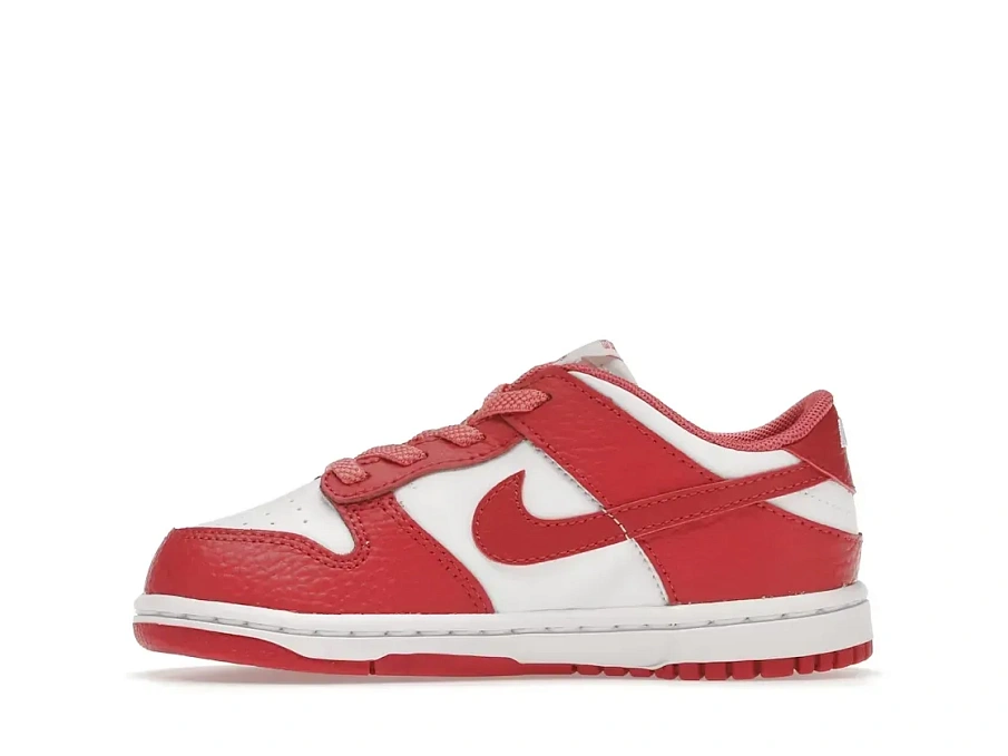 Фото № 3 с приближением к товару «‎Nike Dunk Low»