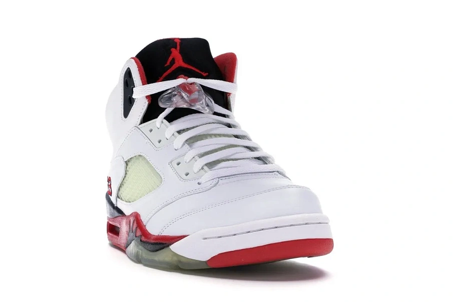 Фото № 3 с приближением к товару «‎Jordan 5 Retro Fire Red (2006)»