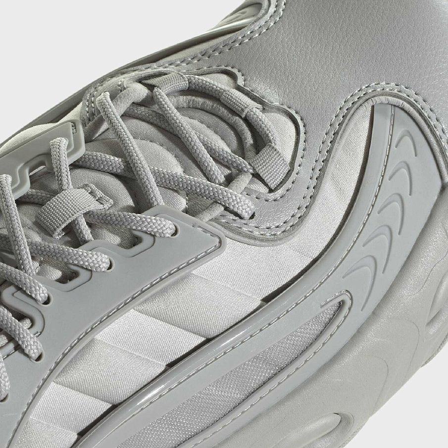 Фото № 2 с приближением к товару «‎Adidas Oznova »
