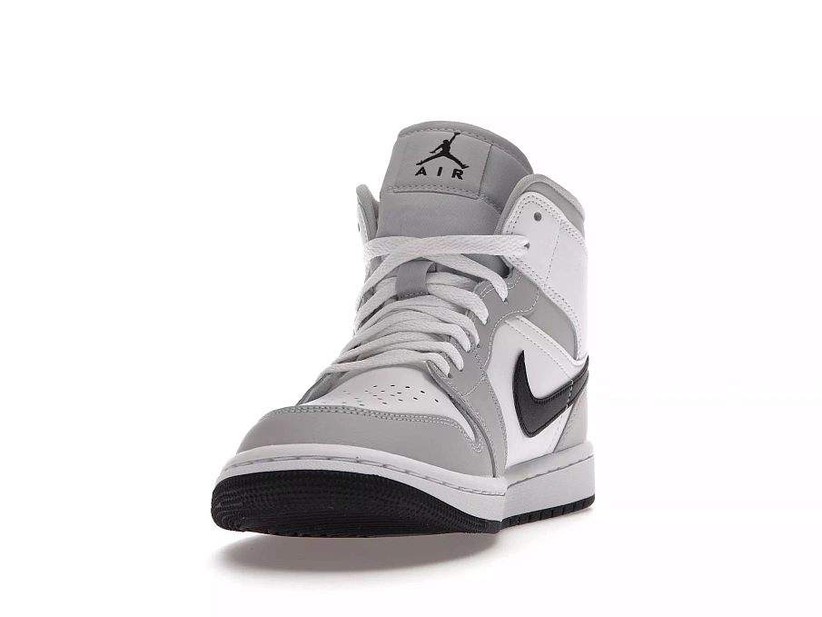 Фото № 3 с приближением к товару «‎Jordan 1 Mid Light Smoke Grey »