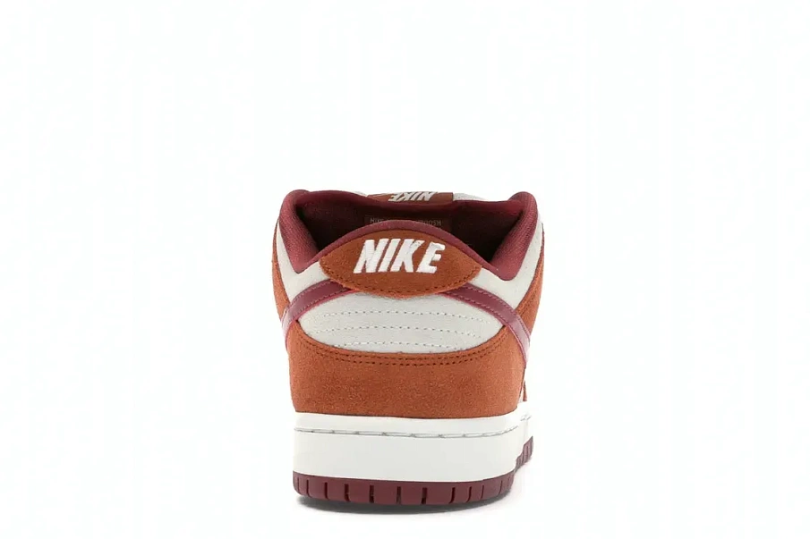 Фото № 4 с приближением к товару «‎Nike SB Dunk Low Pro Dark Russet Cedar»