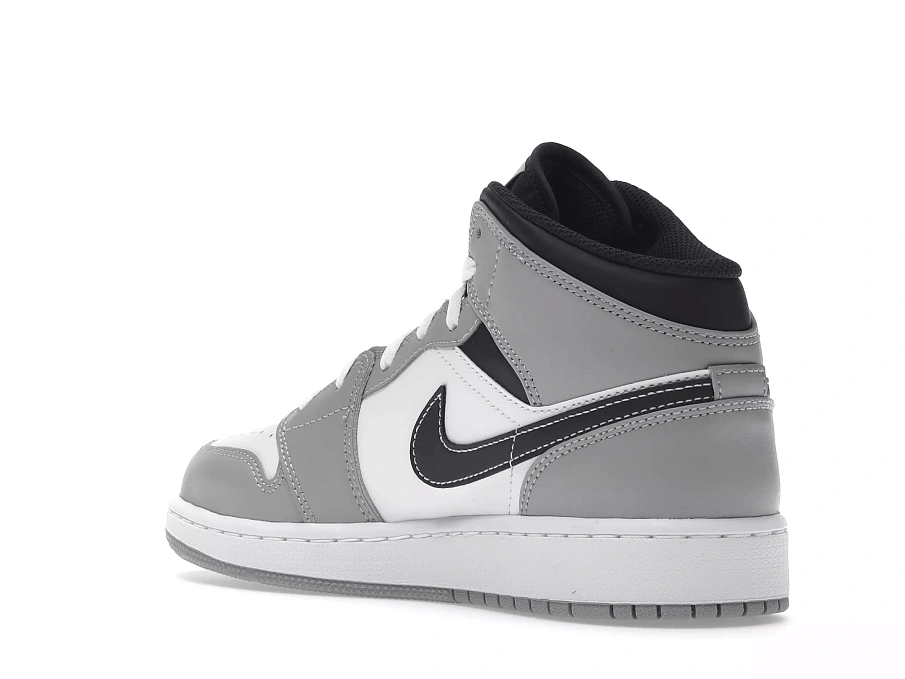 Фото № 6 с приближением к товару «‎Jordan 1 Mid Light Smoke Grey »