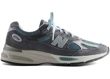 New Balance 991v2