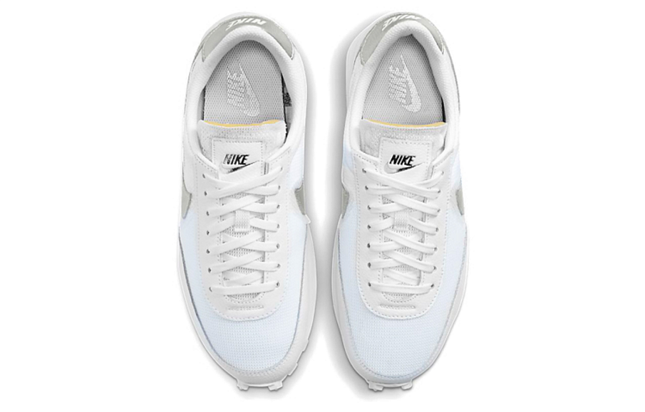 Фото № 4 с приближением к товару «‎Nike Daybreak Women Of Silver»