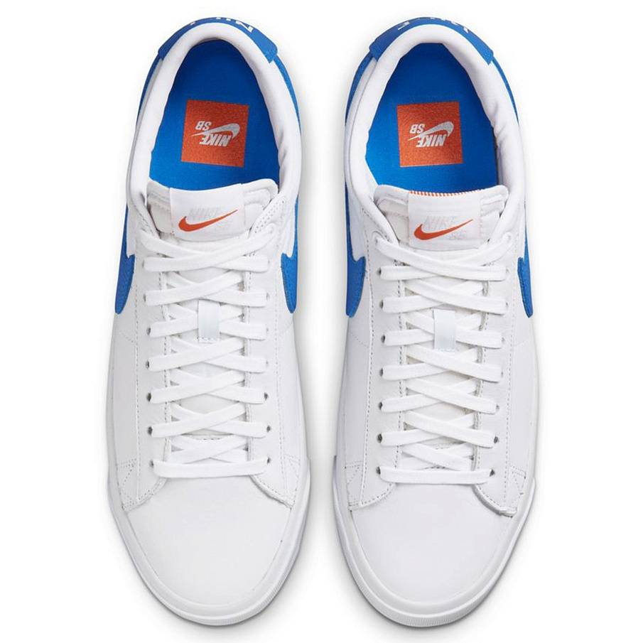 Фото № 3 с приближением к товару «‎Nike Varsity »