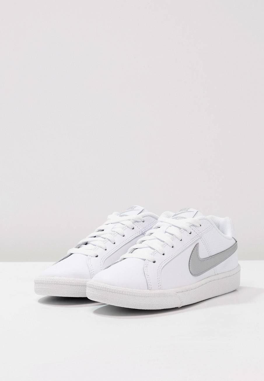 Фото № 3 с приближением к товару «‎Nike Court Royale »