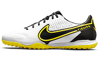 Фото № 1 с приближением к товару «‎Nike React Legend 9 Pro TF White»