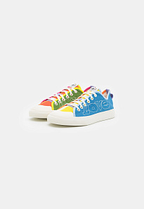 Фото № 2 с приближением к товару «‎Adidas Nizza Pride »