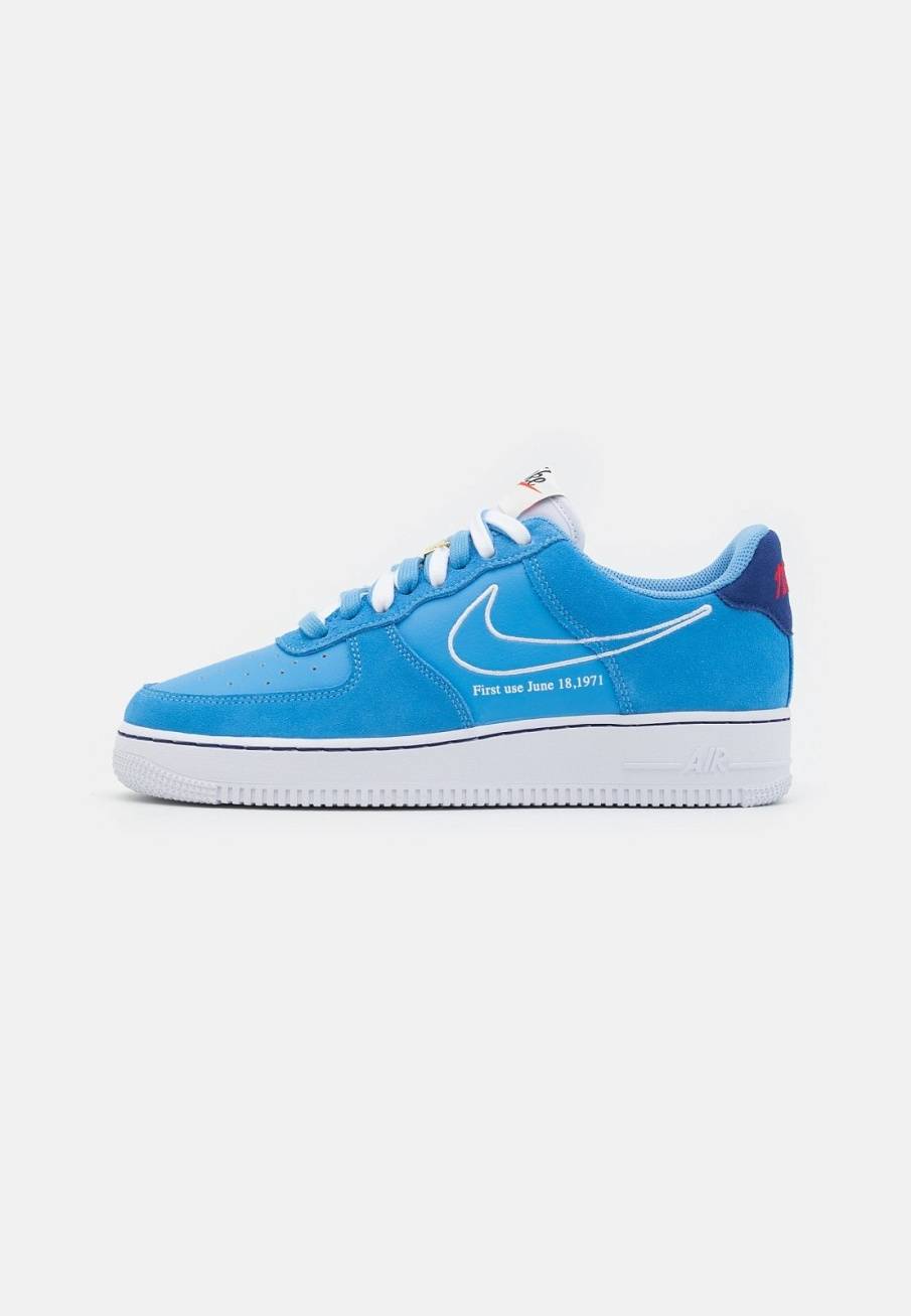 Фото № 1 с приближением к товару «‎Nike Air Force 1 ’07 »