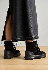 Фото № 1 с приближением к товару «‎LUNA »