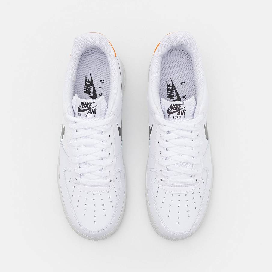 Фото № 4 с приближением к товару «‎Nike Air Force 1 07 »