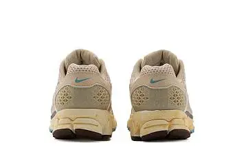  Nike Air Zoom Vomero 5 Running shoes - 4