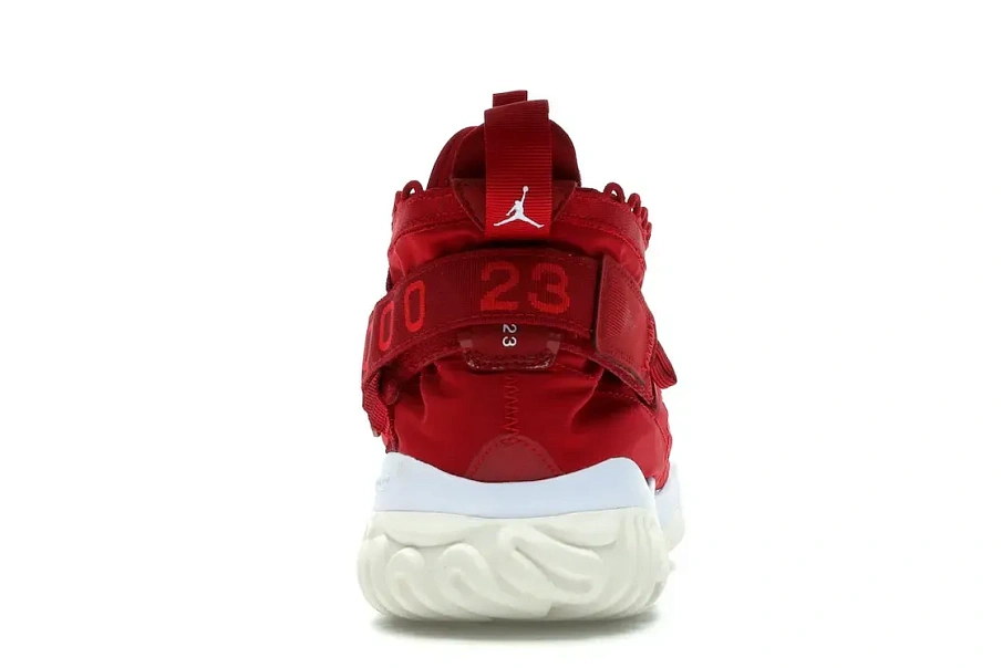 Фото № 4 с приближением к товару «‎Jordan Proto React Gym Red»