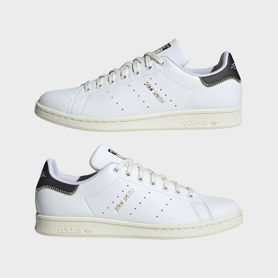 Фото № 2 с приближением к товару «‎Adidas Stan Smith »