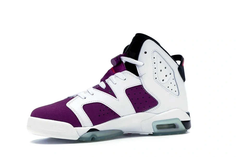 Фото № 4 с приближением к товару «‎Jordan 6 Retro Grape »