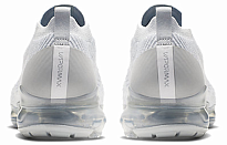 Фото № 3 с приближением к товару «‎Nike Air VaporMax Flyknit 3 Pure Platinum running shoes whitesilver»