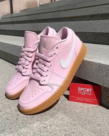Air Jordan 1 Low - 1