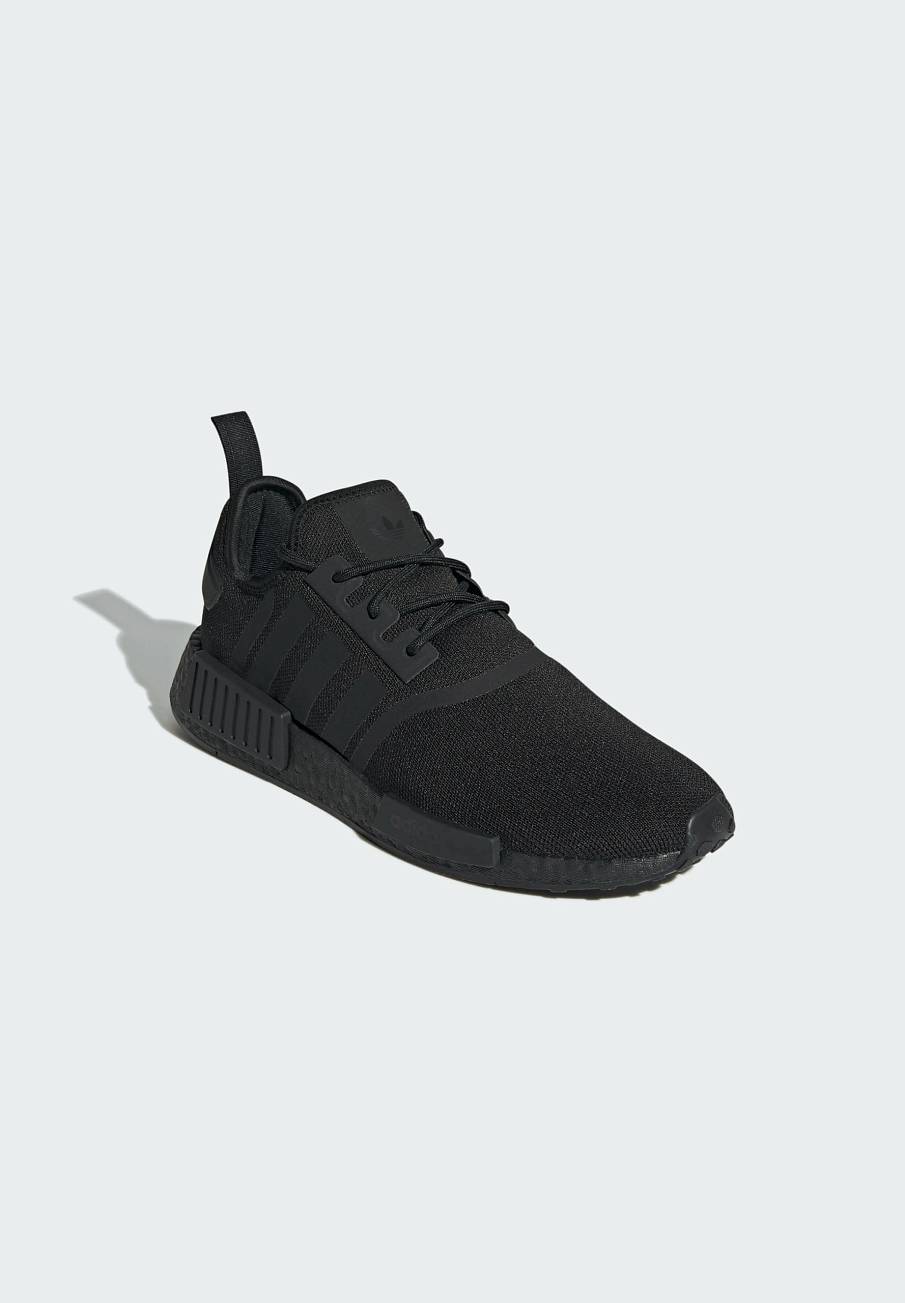 Фото № 3 с приближением к товару «‎Adidas Nmd R1 »