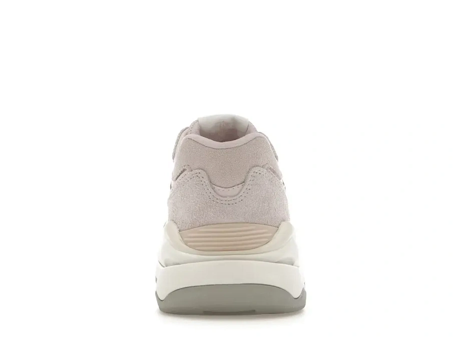 Фото № 4 с приближением к товару «‎New Balance 57/40»