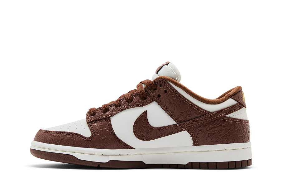 Фото № 4 с приближением к товару «‎Nike Women's Dunk Low Sail Metallic Gold»