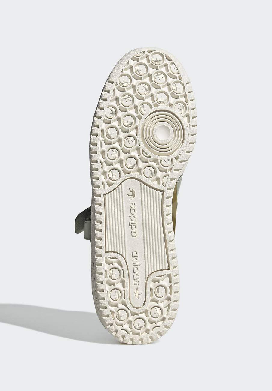 Фото № 4 с приближением к товару «‎Adidas Forum »