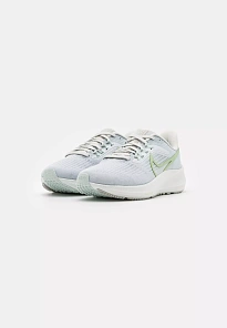 Фото № 3 с приближением к товару «‎AIR ZOOM PEGASUS 39»