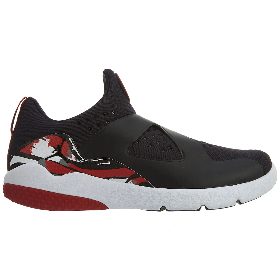 Фото № 1 с приближением к товару «‎Jordan Trainer Essential Black/Black-White-Gym Red»