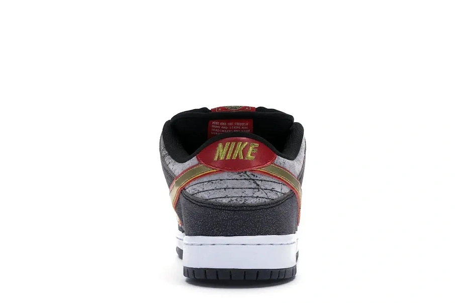 Фото № 4 с приближением к товару «‎Nike SB Dunk Low Beijing Metallic Gold»