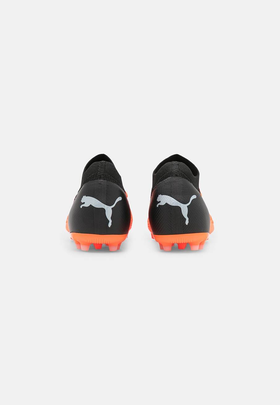 Фото № 2 с приближением к товару «‎Puma Future 3.3 Mg»