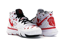 Фото № 6 с приближением к товару «‎Nike Kyrie 5 Sneaker Room Mom White»