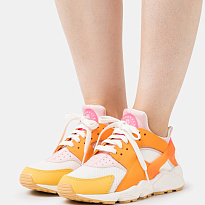 Фото № 2 с приближением к товару «‎Nike Huarache »