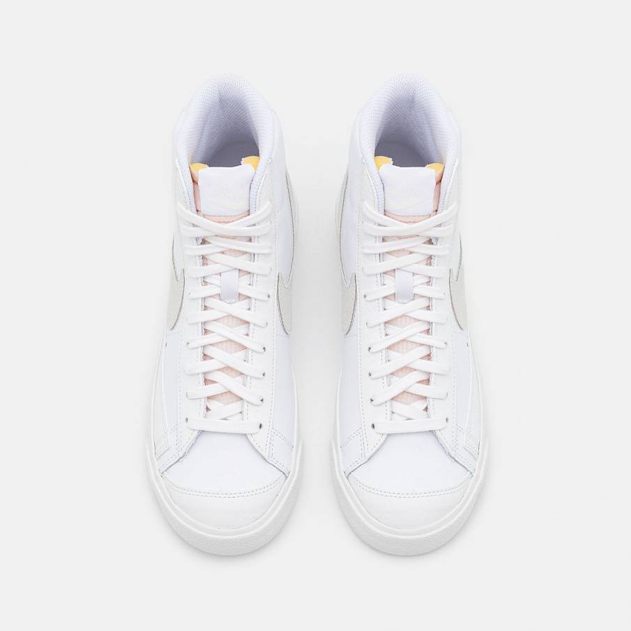 Фото № 5 с приближением к товару «‎Nike Wmns Blazer ’77 AC »