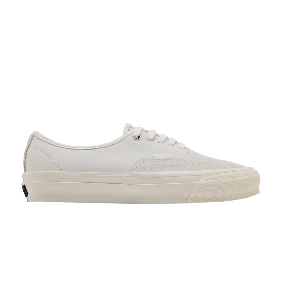 Фото № 1 с приближением к товару «‎Vans Vants Otw Authentic 44 Vibram Haven White White/White»