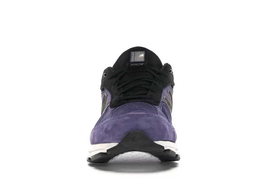 Фото № 2 с приближением к товару «‎New Balance 990v4»