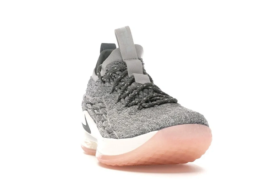 Фото № 2 с приближением к товару «‎Nike LeBron 15 Low Light Bone»