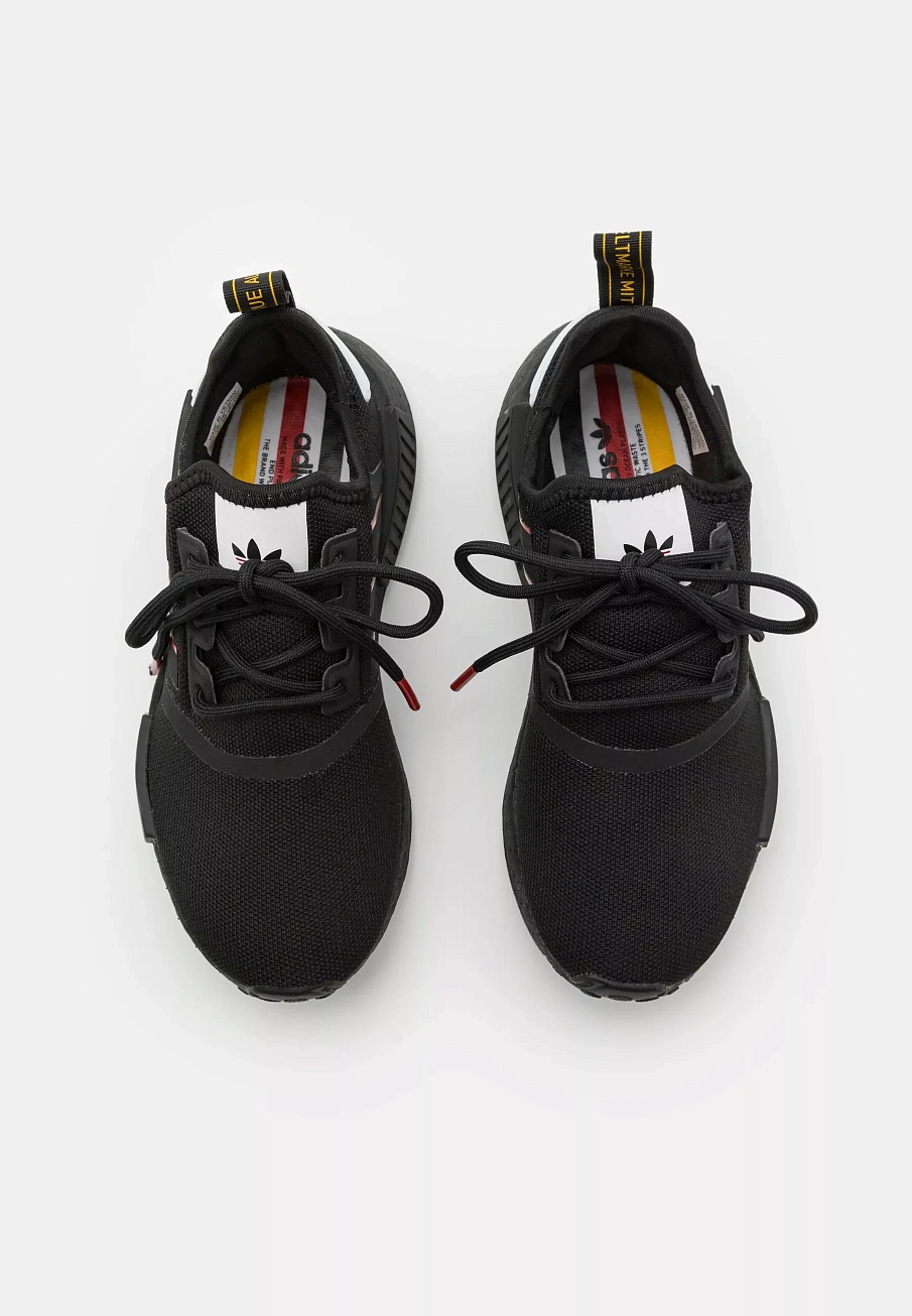 Фото № 4 с приближением к товару «‎NMD_R1 UNISEX»