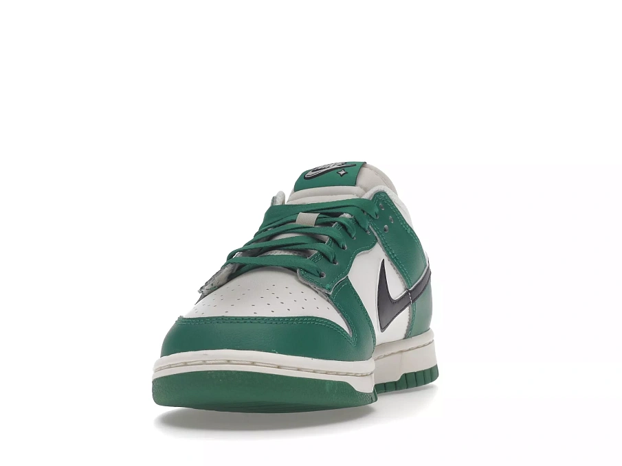 Фото № 4 с приближением к товару «‎Nike Dunk Low SE Lottery Pack Malachite Green»