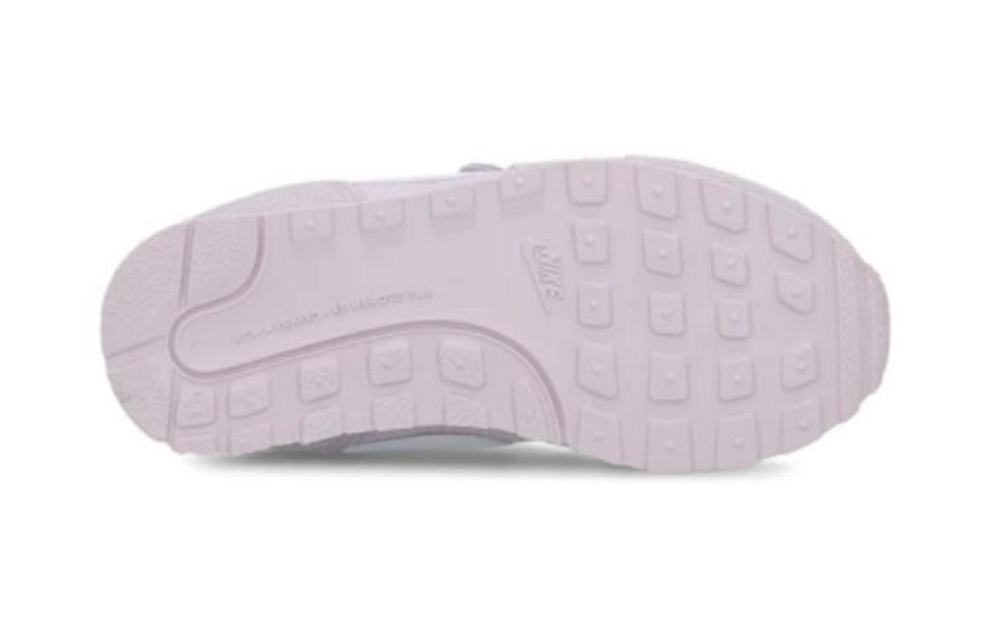 Фото № 4 с приближением к товару «‎BP Nike MD Runner 2 Running shoes»