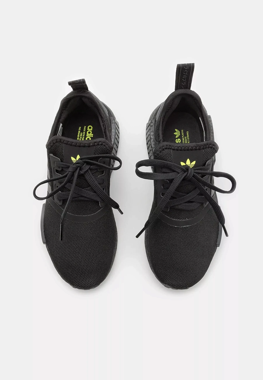 Фото № 3 с приближением к товару «‎NMD_R1 UNISEX»