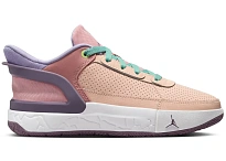 Фото № 1 с приближением к товару «‎Jordan DAY1 EO»