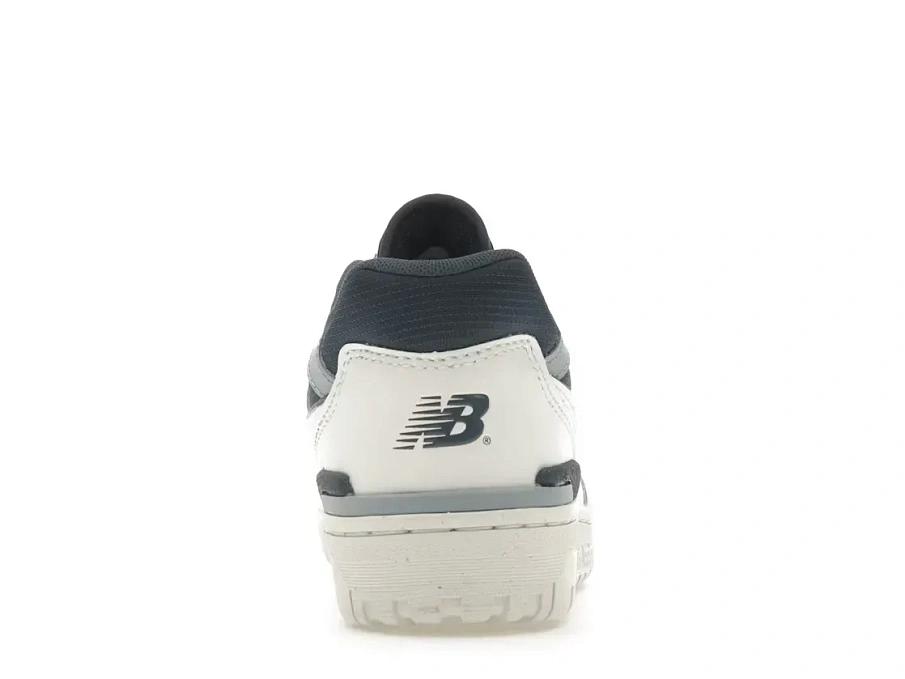 Фото № 4 с приближением к товару «‎New Balance 550»