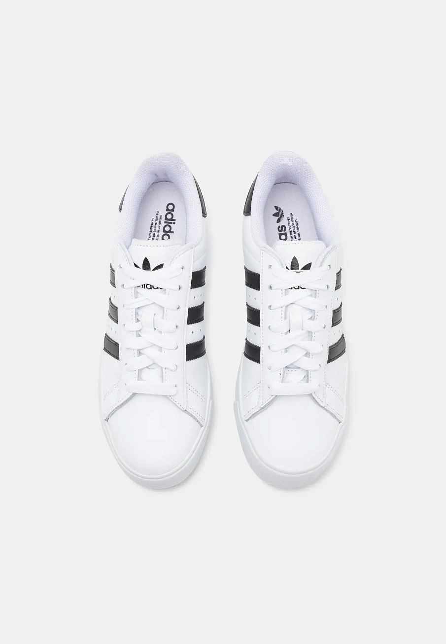 Фото № 4 с приближением к товару «‎CAMPUS VULC»