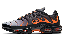 Фото № 1 с приближением к товару «‎Nike Air Max Plus BlackRed»