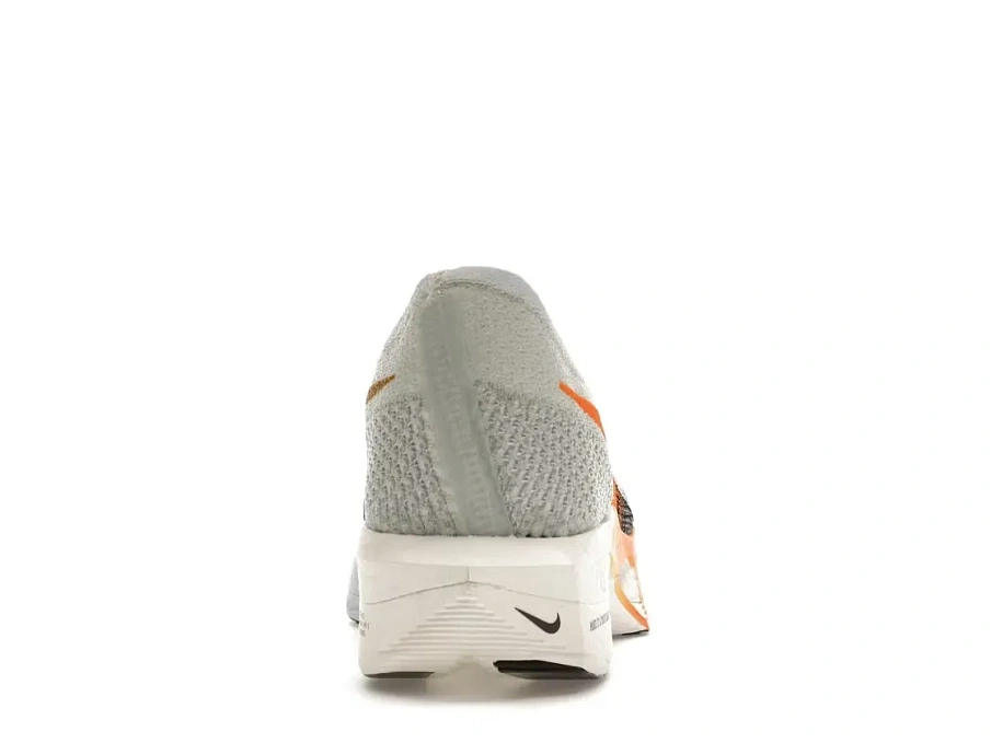 Фото № 4 с приближением к товару «‎Nike ZoomX Vaporfly 3»