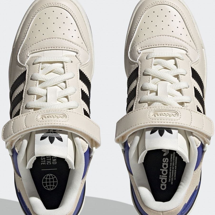 Фото № 3 с приближением к товару «‎Adidas Forum »