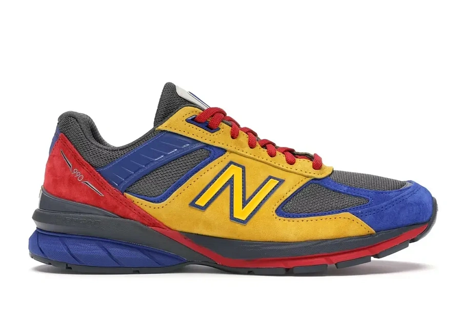 Фото № 1 с приближением к товару «‎New Balance 990v5»