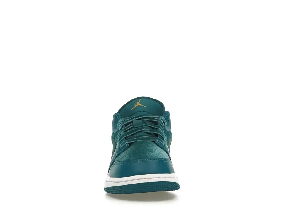 Фото № 2 с приближением к товару «‎Jordan 1 Low SE»