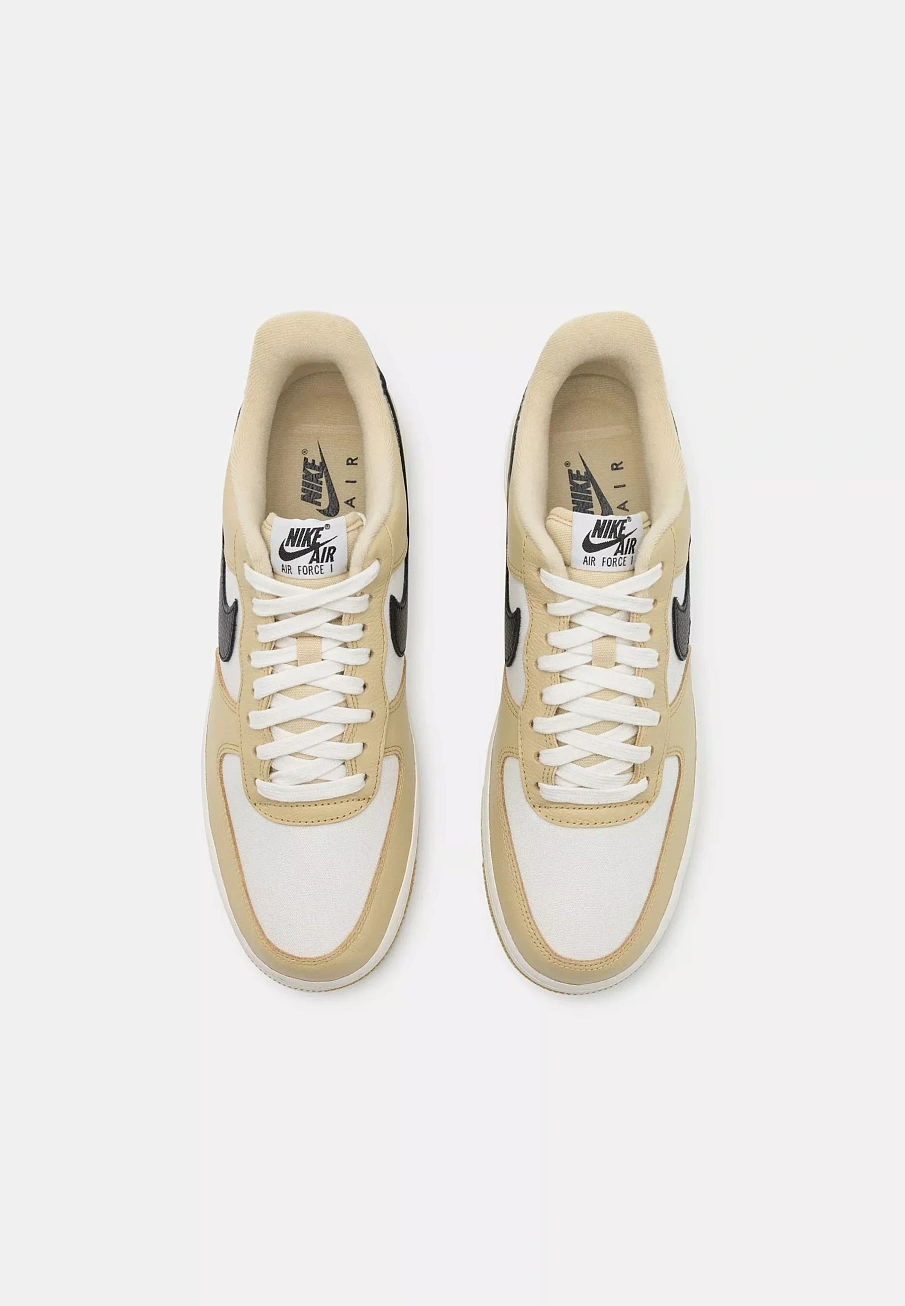 Фото № 4 с приближением к товару «‎AIR FORCE 1 07 UNISEX»