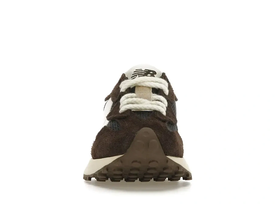 Фото № 2 с приближением к товару «‎New Balance 327»