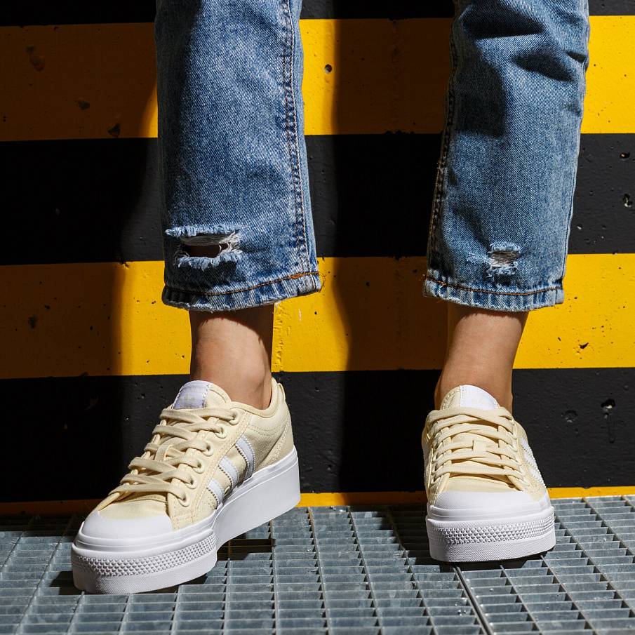 Фото № 3 с приближением к товару «‎Adidas Nizza Platform W»